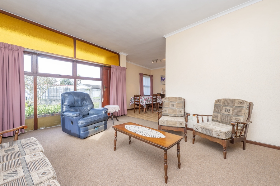 4 Bedroom Property for Sale in Morgenster Western Cape